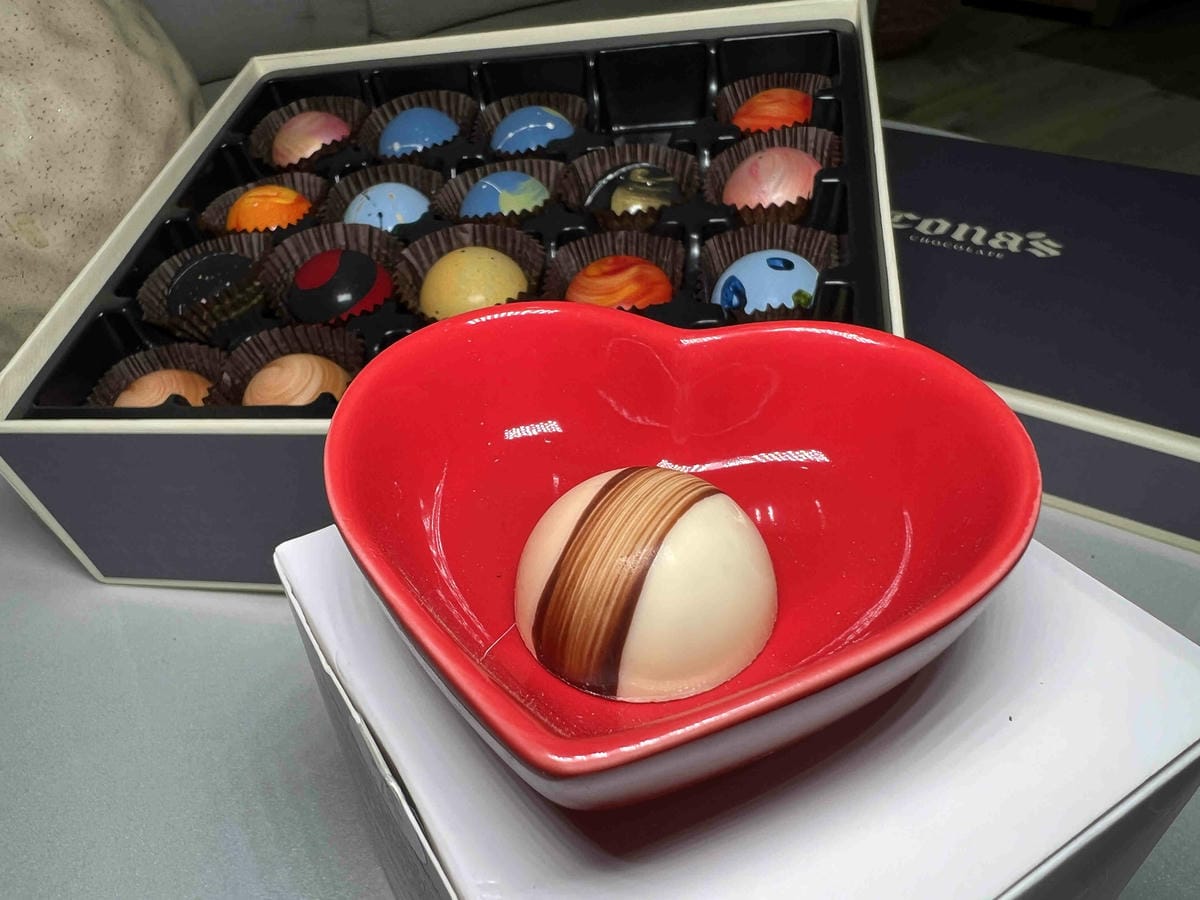 妮娜巧克力 (4).jpg 妮娜巧克力 (4).jpg