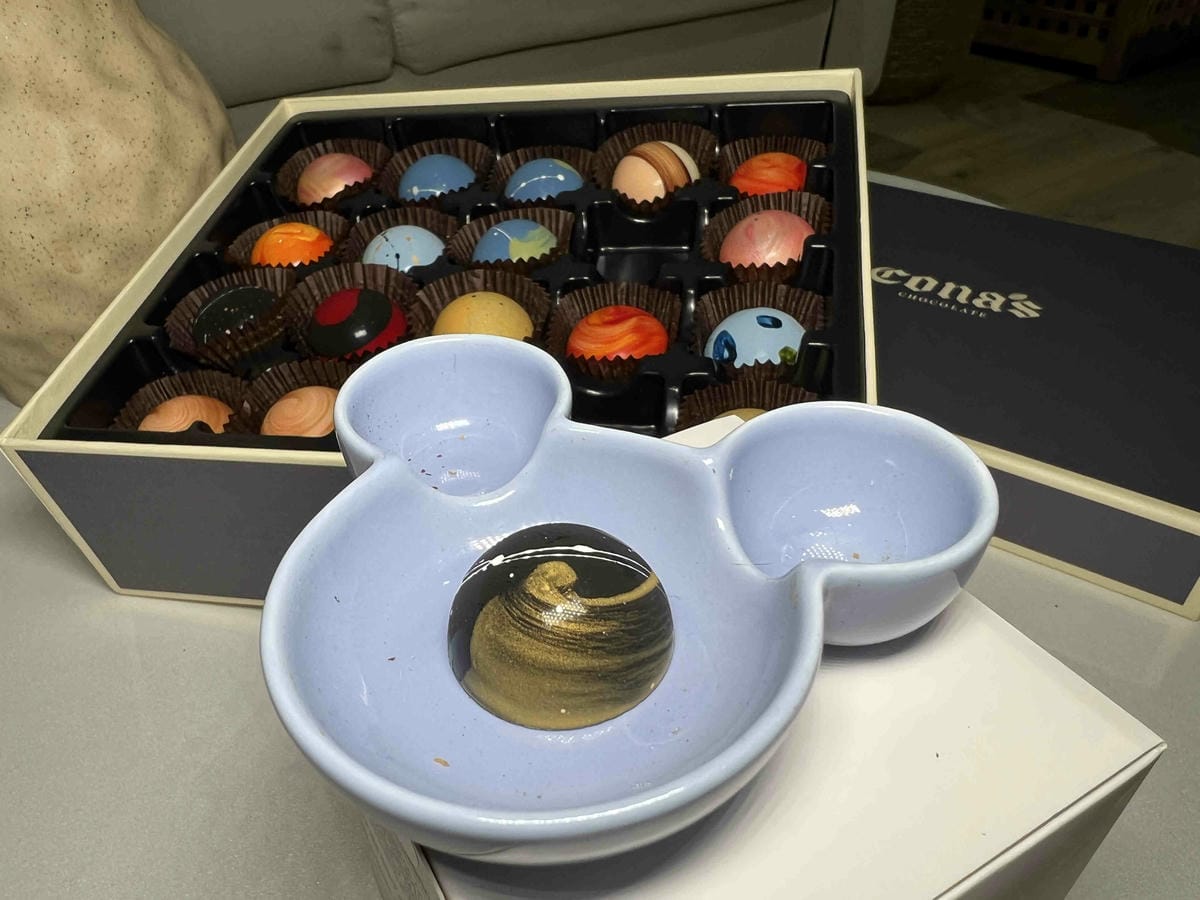 妮娜巧克力 (3).jpg 妮娜巧克力 (3).jpg