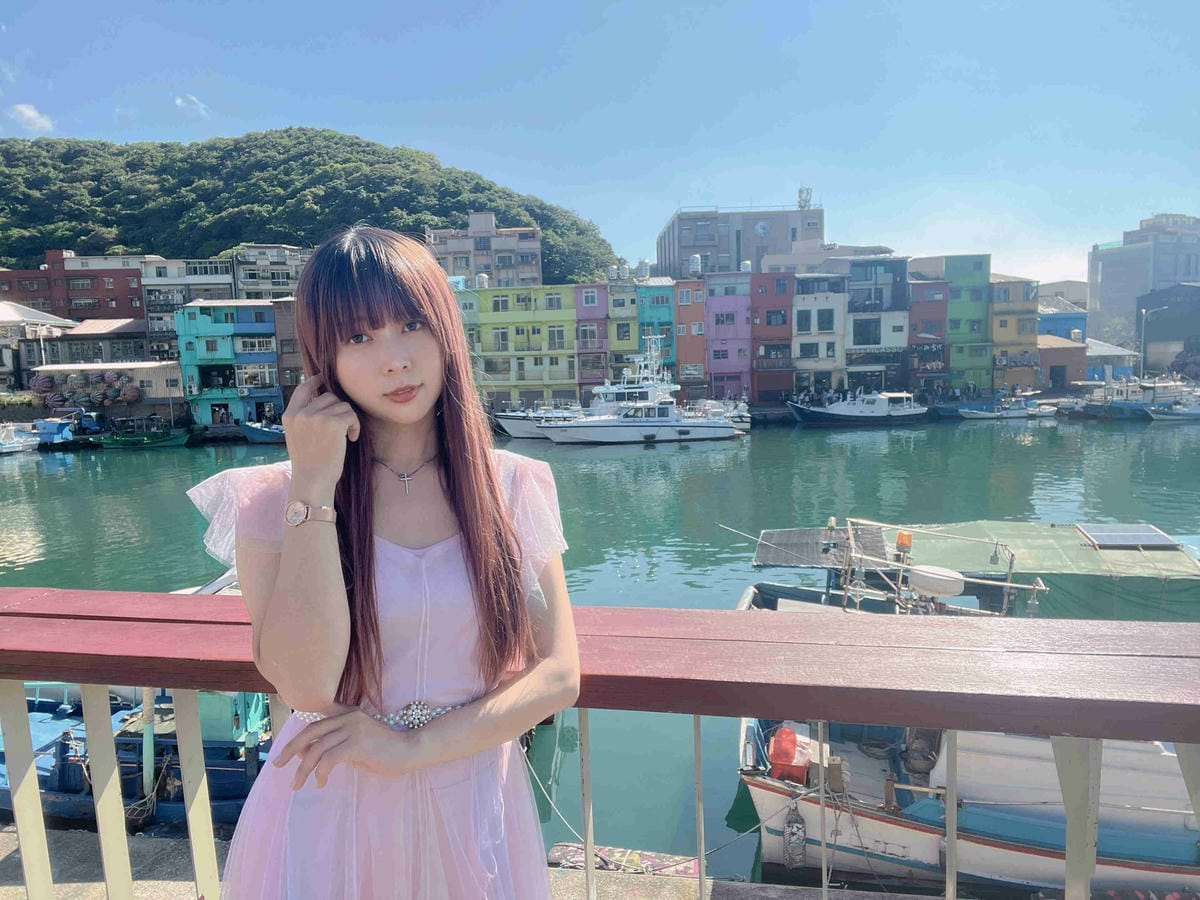 NEEDGREEN (21).jpg NEEDGREEN (21).jpg