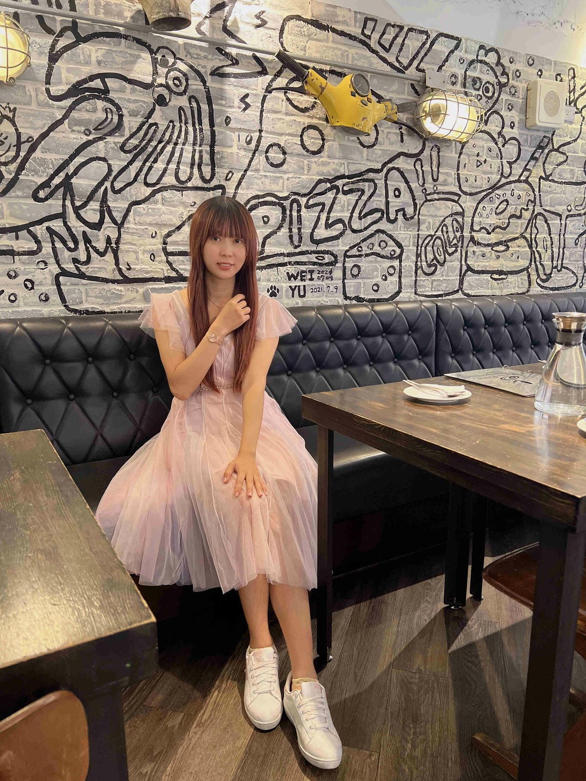 NEEDGREEN (5).jpg NEEDGREEN (5).jpg