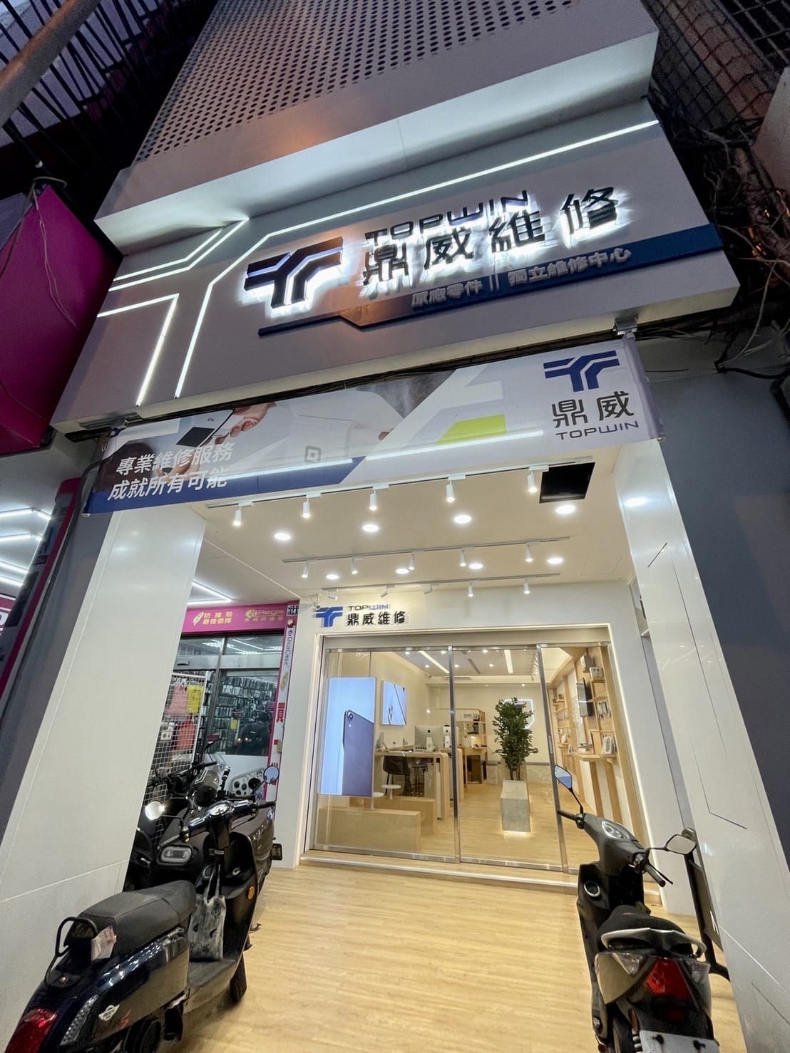 /tmp/phpSvaEKJ /tmp/phpSvaEKJ