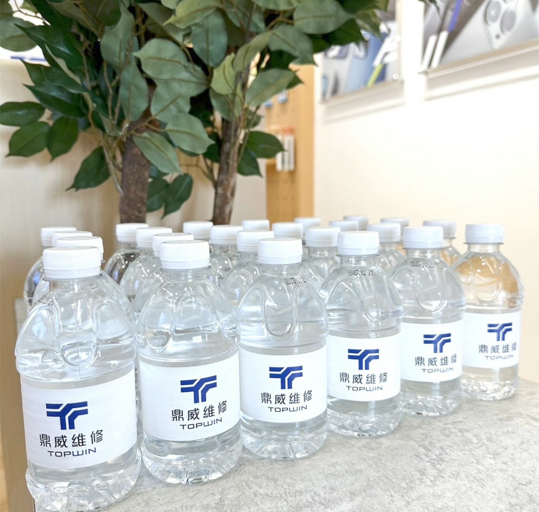 /tmp/phpkiFZxD /tmp/phpkiFZxD