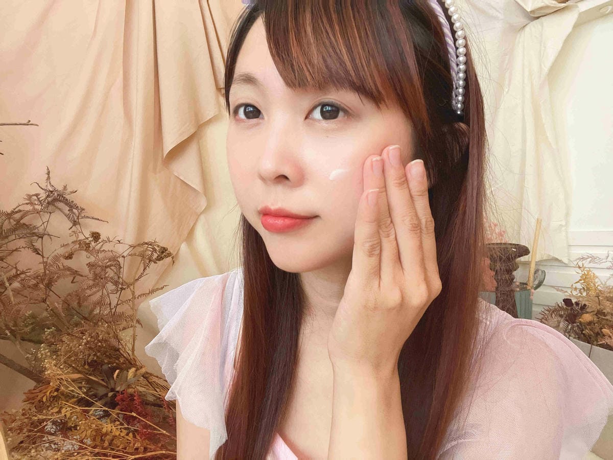 Dr. Huang (1).jpg Dr. Huang (1).jpg