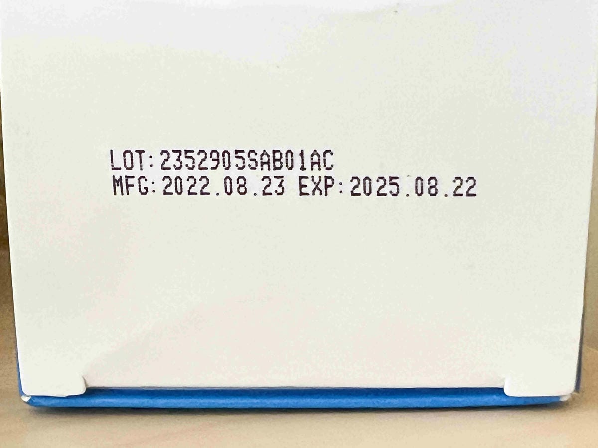 Dr. Huang (20).jpg Dr. Huang (20).jpg