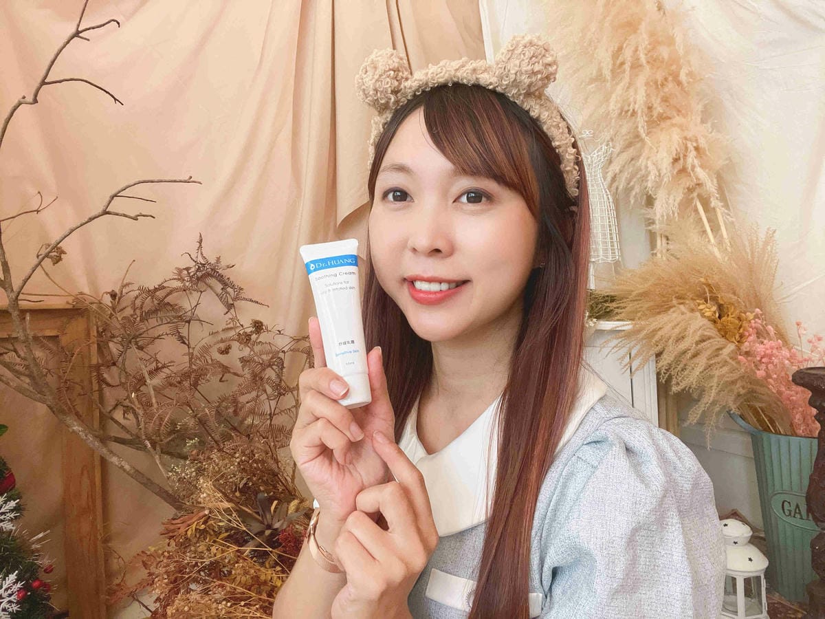 Dr. Huang (24).jpg Dr. Huang (24).jpg