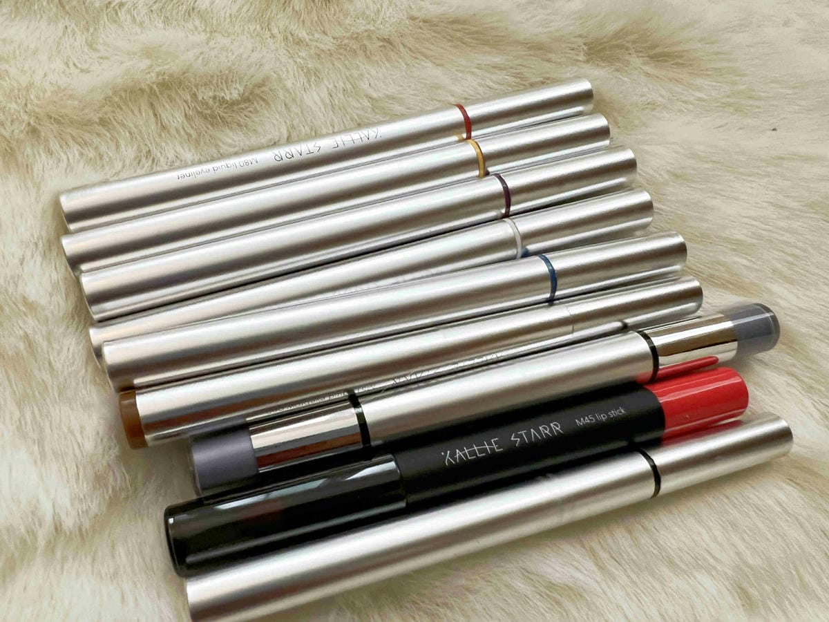 kalliestarr眼線液水眉筆旋轉口紅雙頭眼影筆 (109).jpg kalliestarr眼線液水眉筆旋轉口紅雙頭眼影筆 (109).jpg