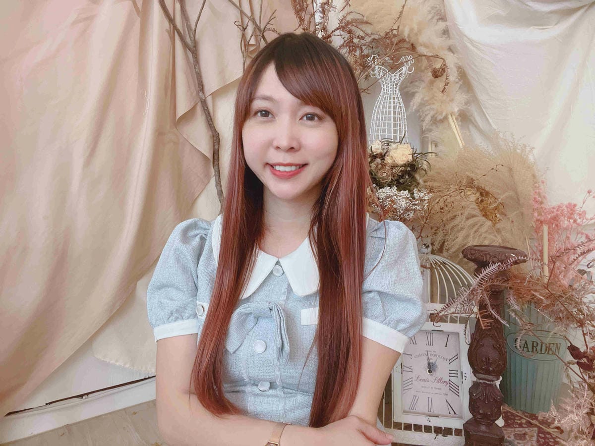 kalliestarr眼線液水眉筆旋轉口紅雙頭眼影筆 (64).jpg kalliestarr眼線液水眉筆旋轉口紅雙頭眼影筆 (64).jpg