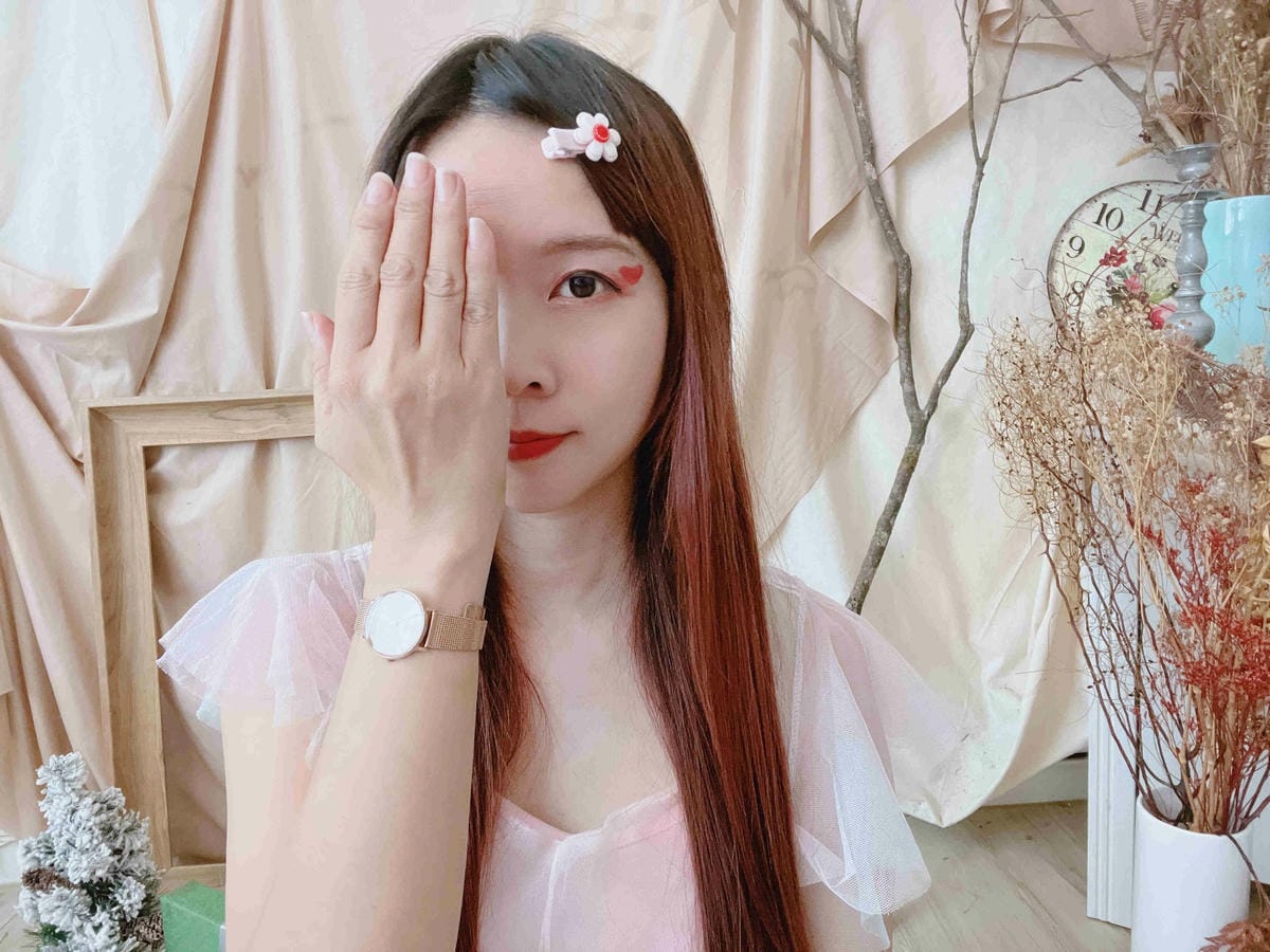 kalliestarr眼線液水眉筆旋轉口紅雙頭眼影筆 (101).jpg kalliestarr眼線液水眉筆旋轉口紅雙頭眼影筆 (101).jpg