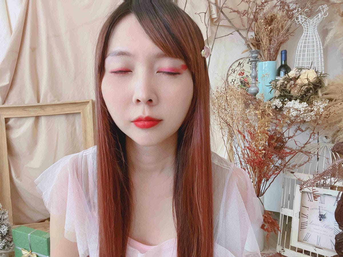 kalliestarr眼線液水眉筆旋轉口紅雙頭眼影筆 (102).jpg kalliestarr眼線液水眉筆旋轉口紅雙頭眼影筆 (102).jpg