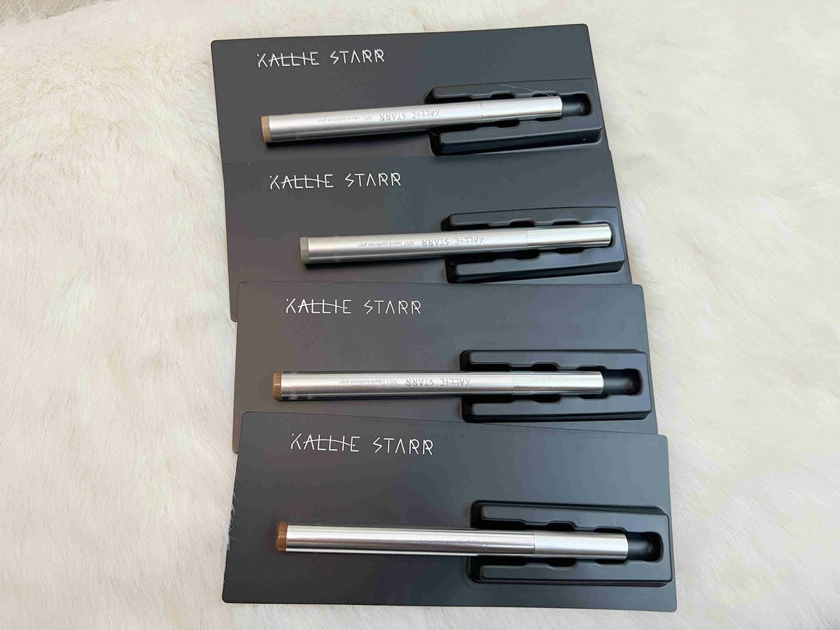 kalliestarr眼線液水眉筆旋轉口紅雙頭眼影筆 (15).jpg kalliestarr眼線液水眉筆旋轉口紅雙頭眼影筆 (15).jpg