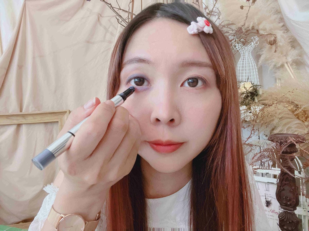 kalliestarr眼線液水眉筆旋轉口紅雙頭眼影筆 (115).jpg kalliestarr眼線液水眉筆旋轉口紅雙頭眼影筆 (115).jpg