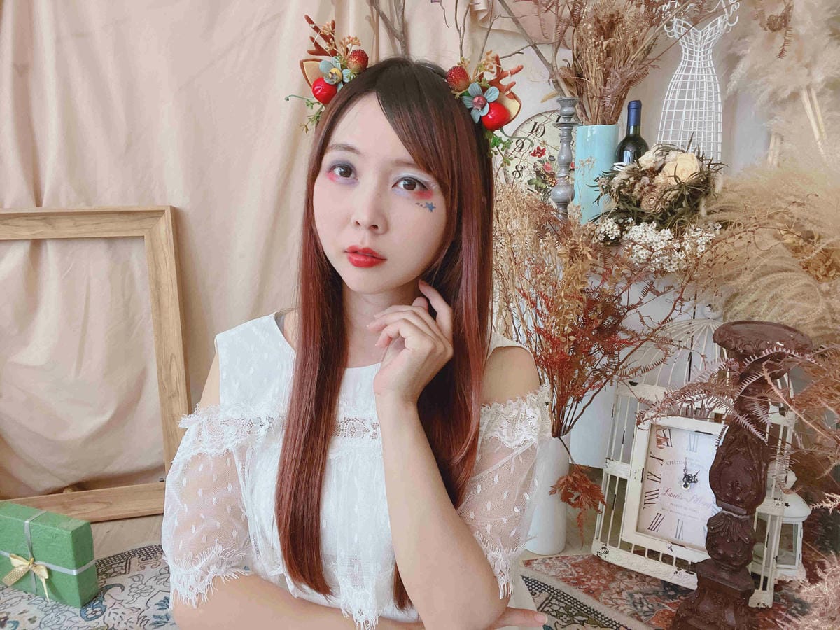 kalliestarr眼線液水眉筆旋轉口紅雙頭眼影筆 (132).jpg kalliestarr眼線液水眉筆旋轉口紅雙頭眼影筆 (132).jpg