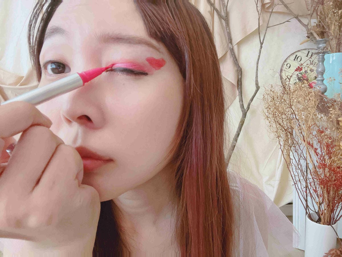 kalliestarr眼線液水眉筆旋轉口紅雙頭眼影筆 (97).jpg kalliestarr眼線液水眉筆旋轉口紅雙頭眼影筆 (97).jpg