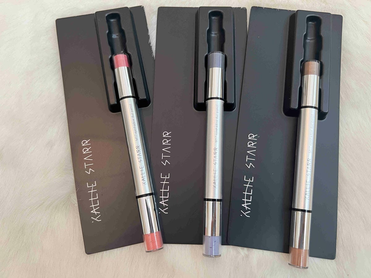 kalliestarr眼線液水眉筆旋轉口紅雙頭眼影筆 (6).jpg kalliestarr眼線液水眉筆旋轉口紅雙頭眼影筆 (6).jpg