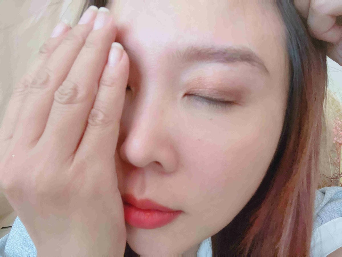 kalliestarr眼線液水眉筆旋轉口紅雙頭眼影筆 (77).jpg kalliestarr眼線液水眉筆旋轉口紅雙頭眼影筆 (77).jpg