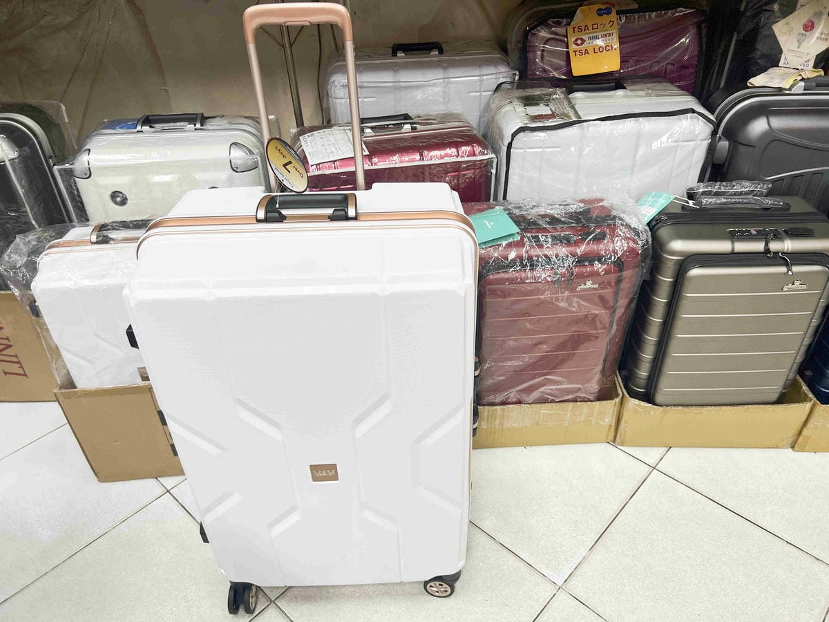 台北後火車站商圈推薦金埃及黛德美天美皮件 六分埔東東玩具(365).jpg 台北後火車站商圈推薦金埃及黛德美天美皮件 六分埔東東玩具(365).jpg