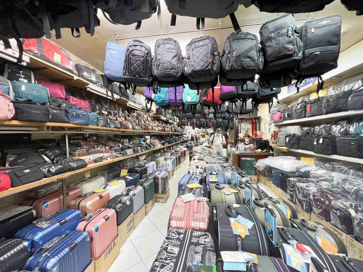 台北後火車站商圈推薦金埃及黛德美天美皮件 六分埔東東玩具(383).jpg 台北後火車站商圈推薦金埃及黛德美天美皮件 六分埔東東玩具(383).jpg