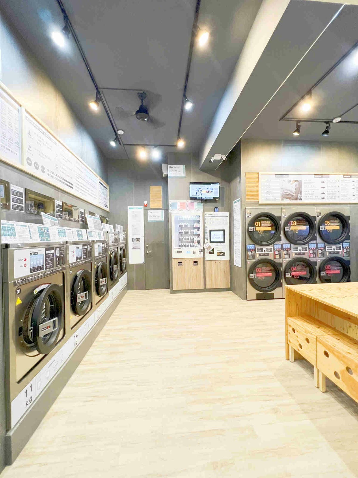 美衣潔-喵星人洗衣 (1).jpg 美衣潔-喵星人洗衣 (1).jpg