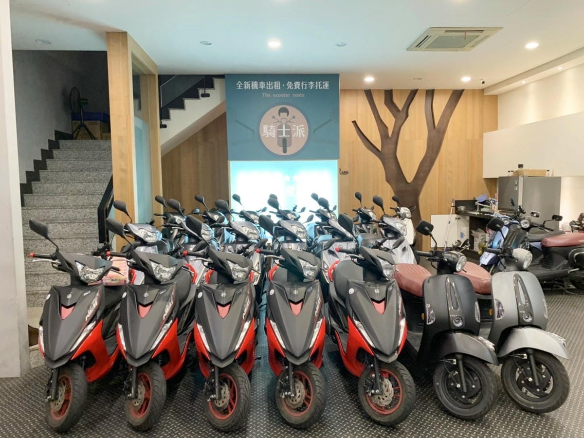 /tmp/phpfIIZnZ /tmp/phpfIIZnZ