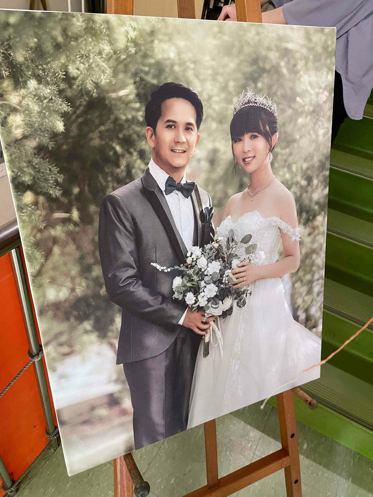 /tmp/phpcMmENv /tmp/phpcMmENv