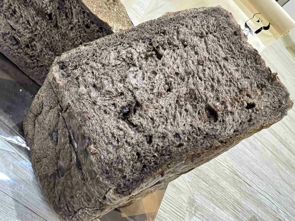 小鳥吃吐司 (1).jpg 小鳥吃吐司 (1).jpg