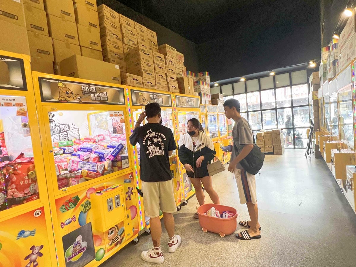 沙發馬鈴薯樂園 高雄鳳山青年旗艦店 (99).jpg 沙發馬鈴薯樂園 高雄鳳山青年旗艦店 (99).jpg