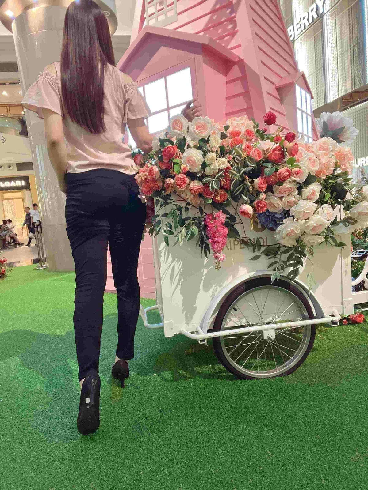 K&J 閃亮服飾 - 3D立體激瘦美腿褲超顯瘦冠軍褲 (22).jpg K&J 閃亮服飾 - 3D立體激瘦美腿褲超顯瘦冠軍褲 (22).jpg