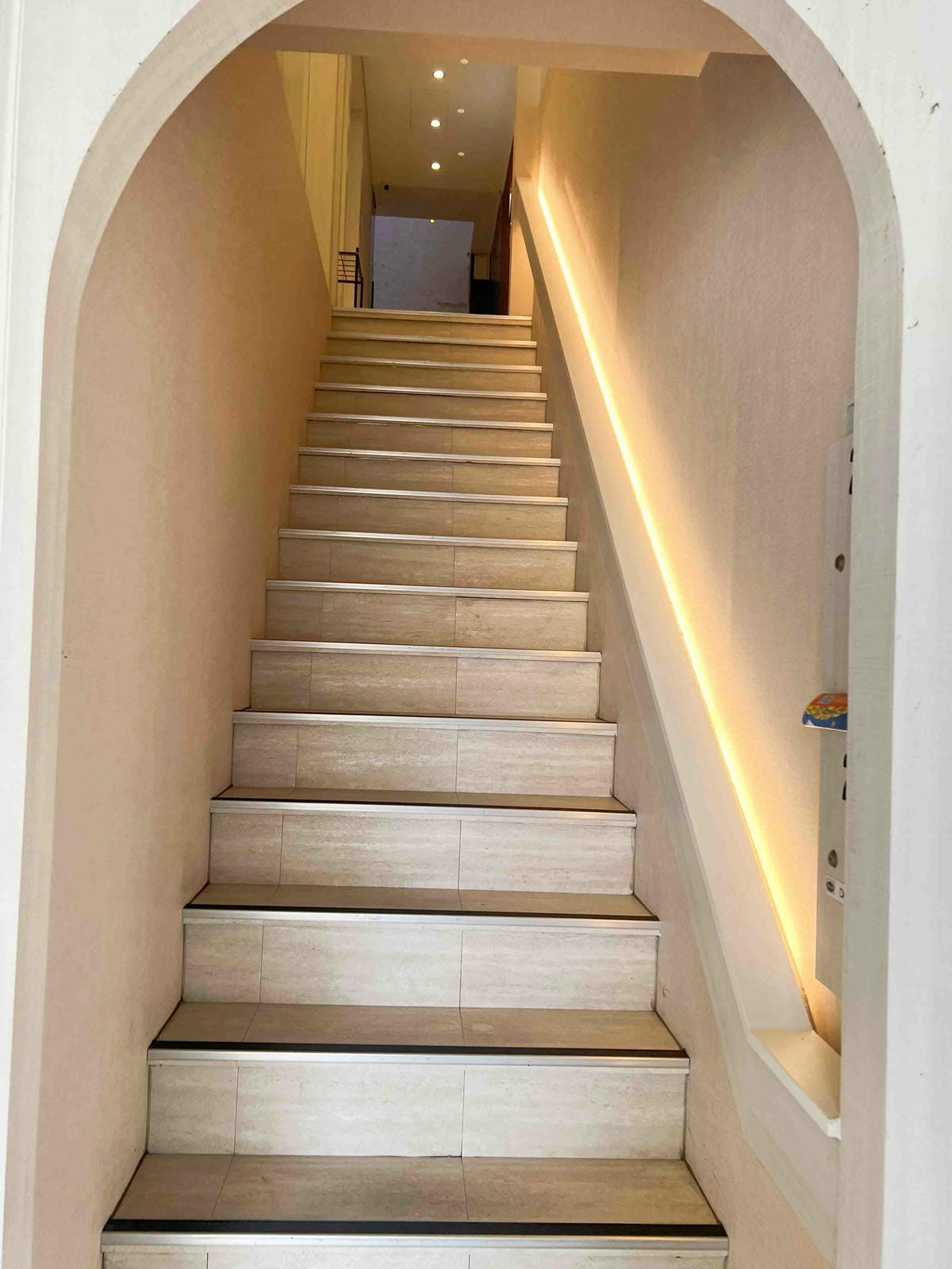 旭HAIR美髮台北車站旗鑑店 (4).jpg 旭HAIR美髮台北車站旗鑑店 (4).jpg