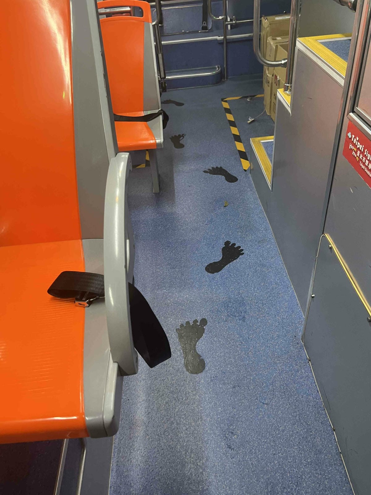 2023 Color Taipei 台北彩虹觀光巴士|最紅變裝皇后同遊導覽 (23).jpg 2023 Color Taipei 台北彩虹觀光巴士|最紅變裝皇后同遊導覽 (23).jpg