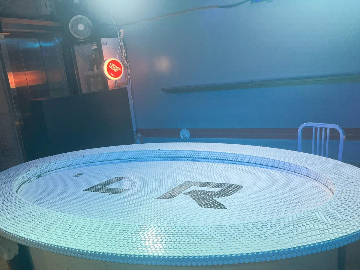 2023 Color Taipei 台北彩虹觀光巴士|最紅變裝皇后同遊導覽 (44).jpg 2023 Color Taipei 台北彩虹觀光巴士|最紅變裝皇后同遊導覽 (44).jpg