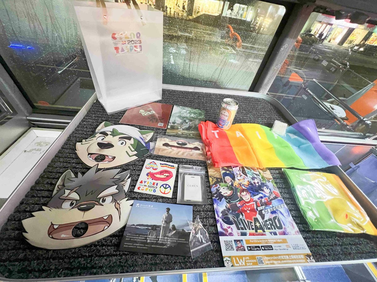 2023 Color Taipei 台北彩虹觀光巴士|最紅變裝皇后同遊導覽 (9).jpg 2023 Color Taipei 台北彩虹觀光巴士|最紅變裝皇后同遊導覽 (9).jpg