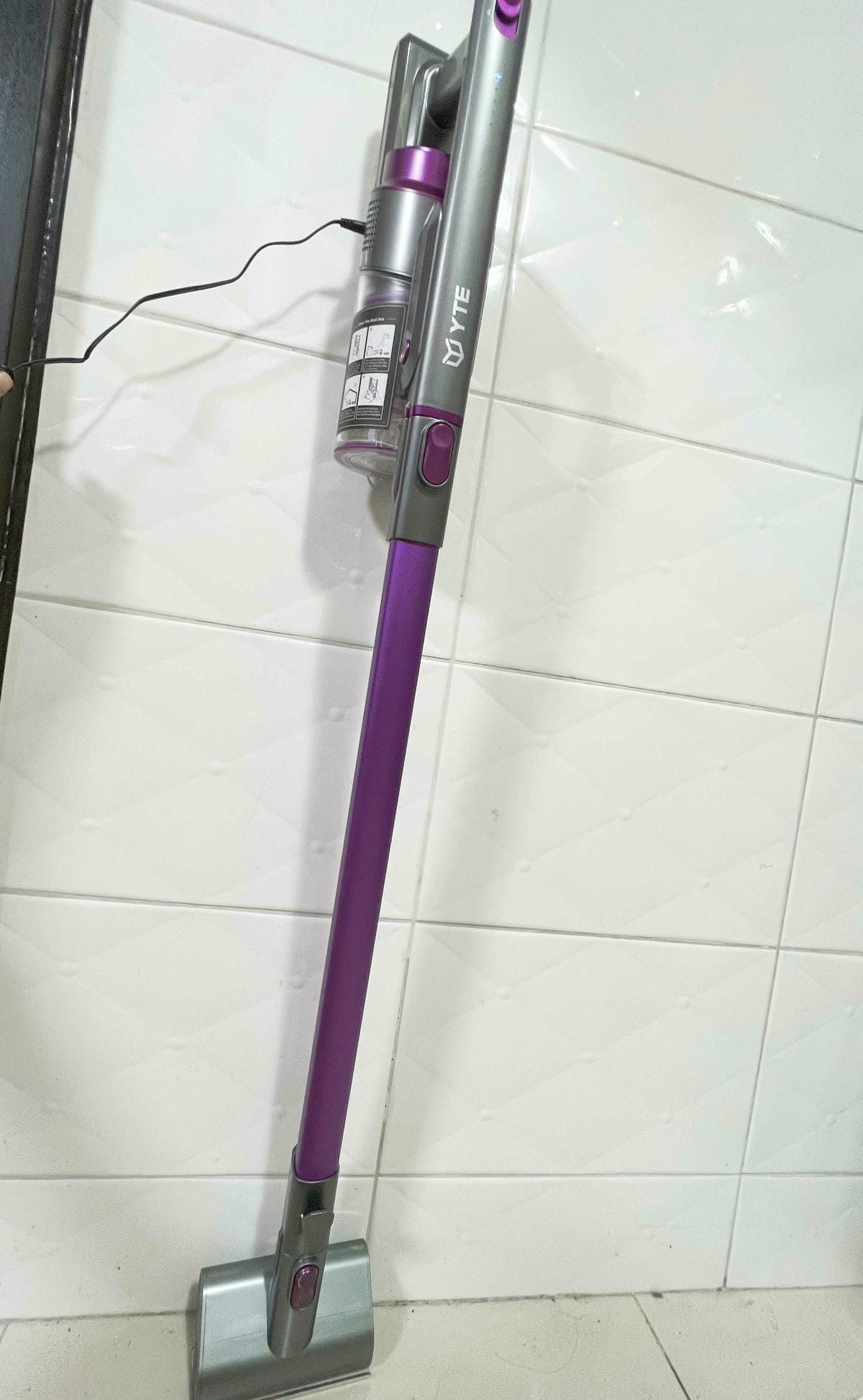 YTE無線高速渦輪吸塵器HC-1810E (57).jpg YTE無線高速渦輪吸塵器HC-1810E (57).jpg