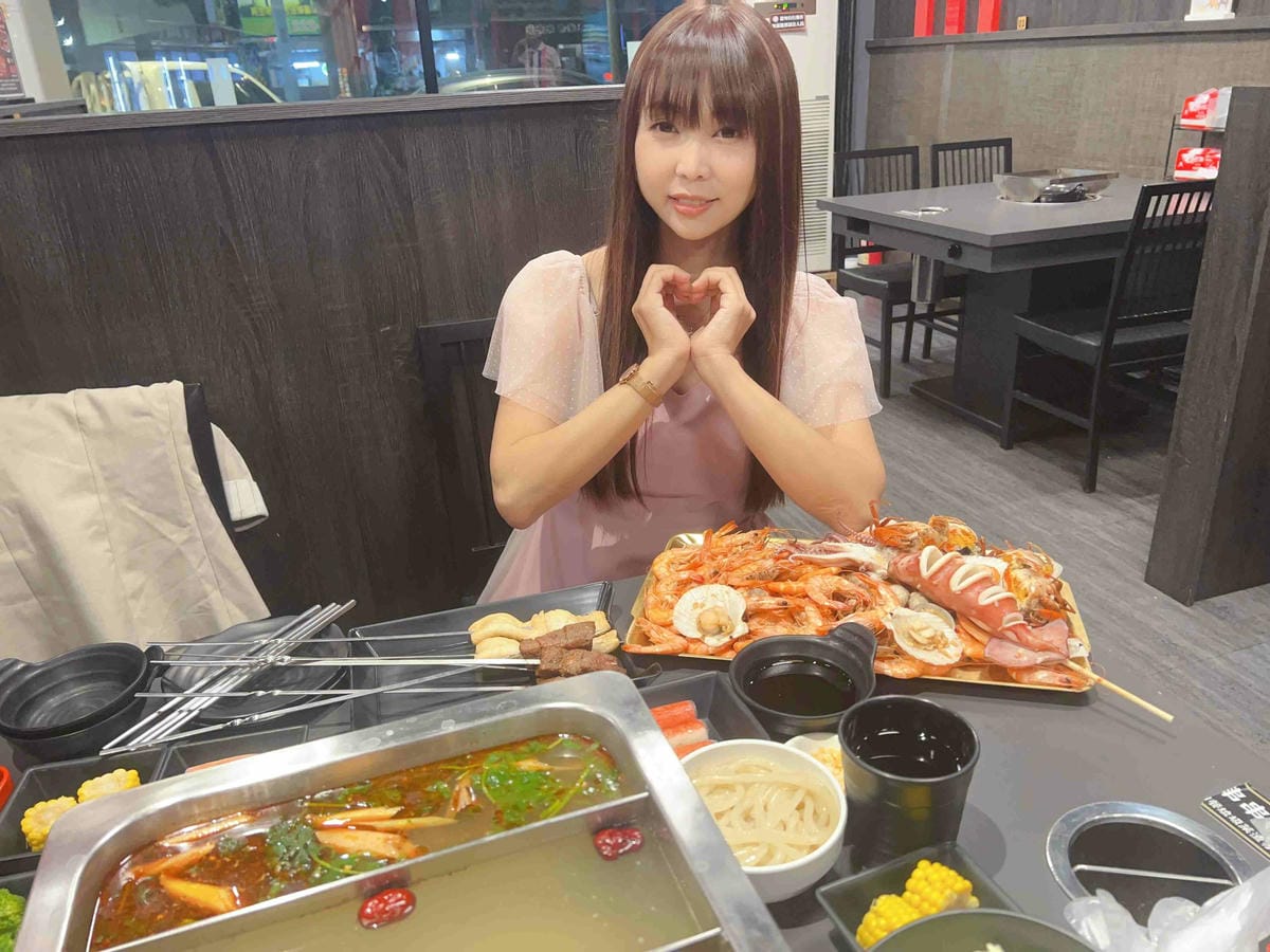 台南遊3天2夜15家必訪店家-川囍紅湯串串鍋 (24).jpg 台南遊3天2夜15家必訪店家-川囍紅湯串串鍋 (24).jpg