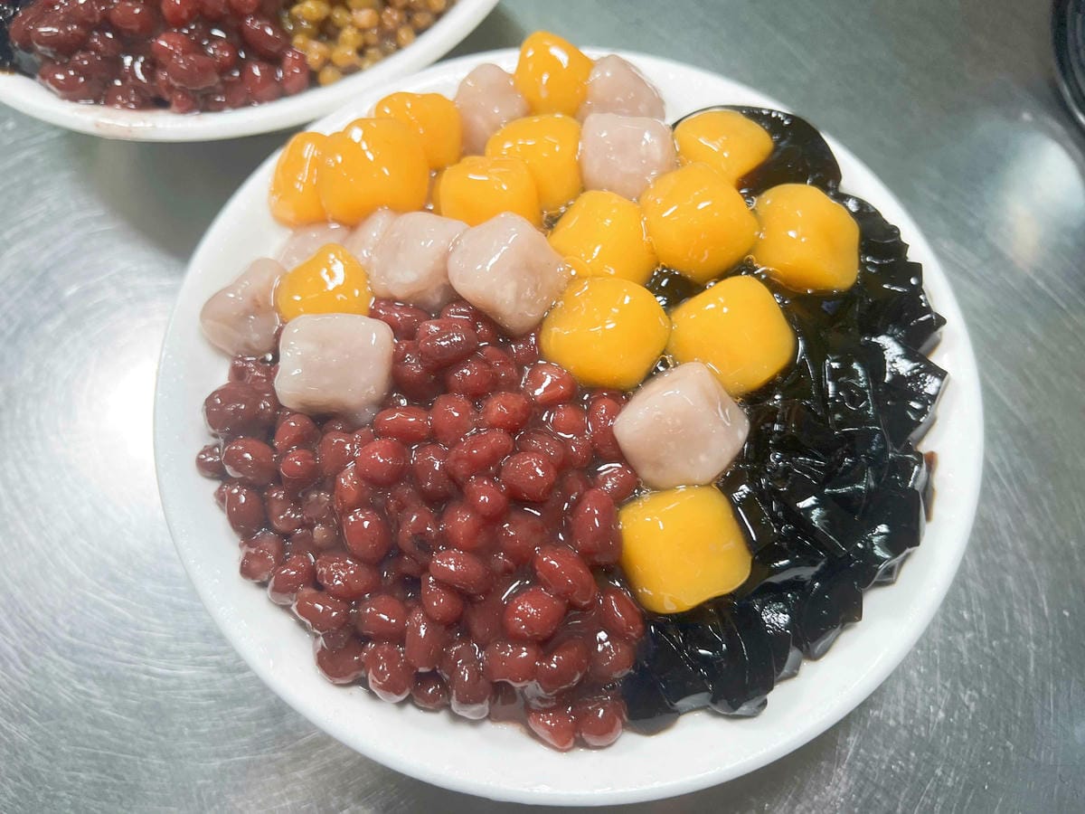 苗栗景點推薦獅潭仙草、後角烘培手作、幸福鐘樓、鐘樓古道、有機書店、獅生活減塑概念館、新店仙草、蜂蜜屋、獅潭教會、楓樹伯公廟、豬皮伯公廟、神秘小徑 (136).jpg 苗栗景點推薦獅潭仙草、後角烘培手作、幸福鐘樓、鐘樓古道、有機書店、獅生活減塑概念館、新店仙草、蜂蜜屋、獅潭教會、楓樹伯公廟、豬皮伯公廟、神秘小徑 (136).jpg