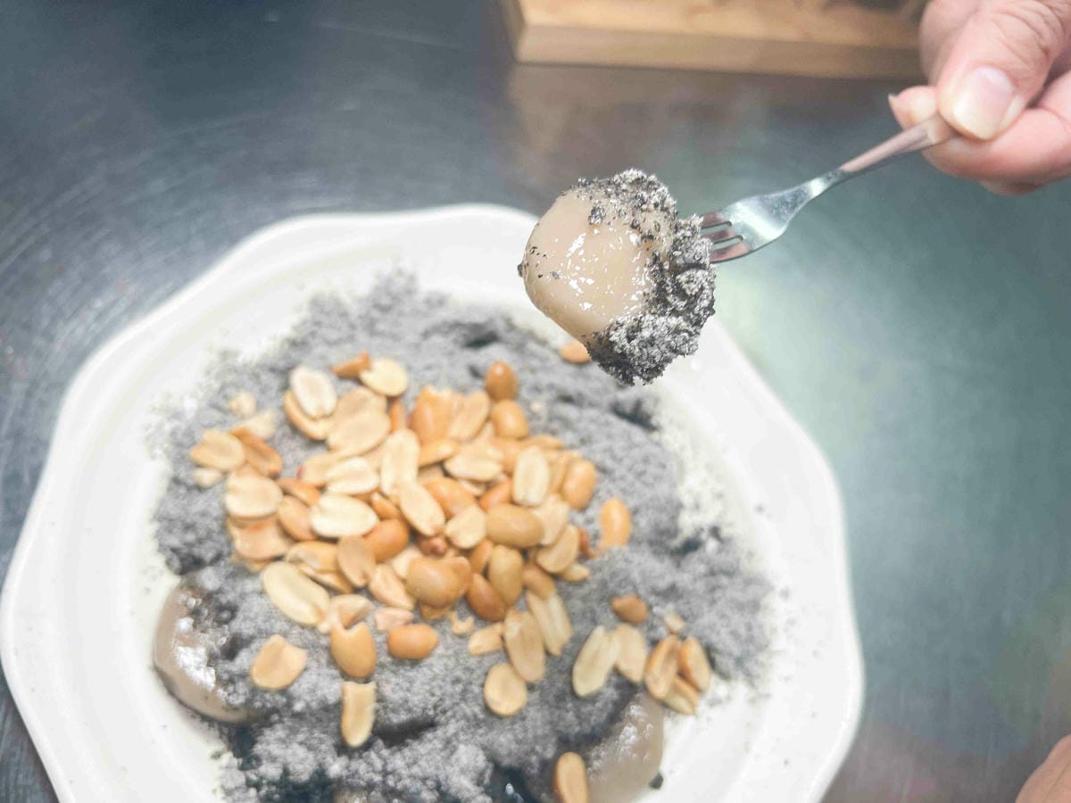 苗栗景點推薦獅潭仙草、後角烘培手作、幸福鐘樓、鐘樓古道、有機書店、獅生活減塑概念館、新店仙草、蜂蜜屋、獅潭教會、楓樹伯公廟、豬皮伯公廟、神秘小徑 (121).jpg 苗栗景點推薦獅潭仙草、後角烘培手作、幸福鐘樓、鐘樓古道、有機書店、獅生活減塑概念館、新店仙草、蜂蜜屋、獅潭教會、楓樹伯公廟、豬皮伯公廟、神秘小徑 (121).jpg