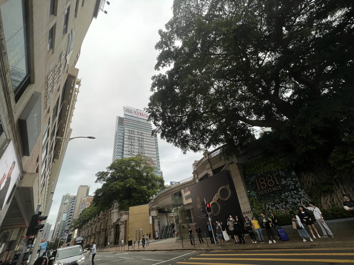 /tmp/php1hjZdz /tmp/php1hjZdz