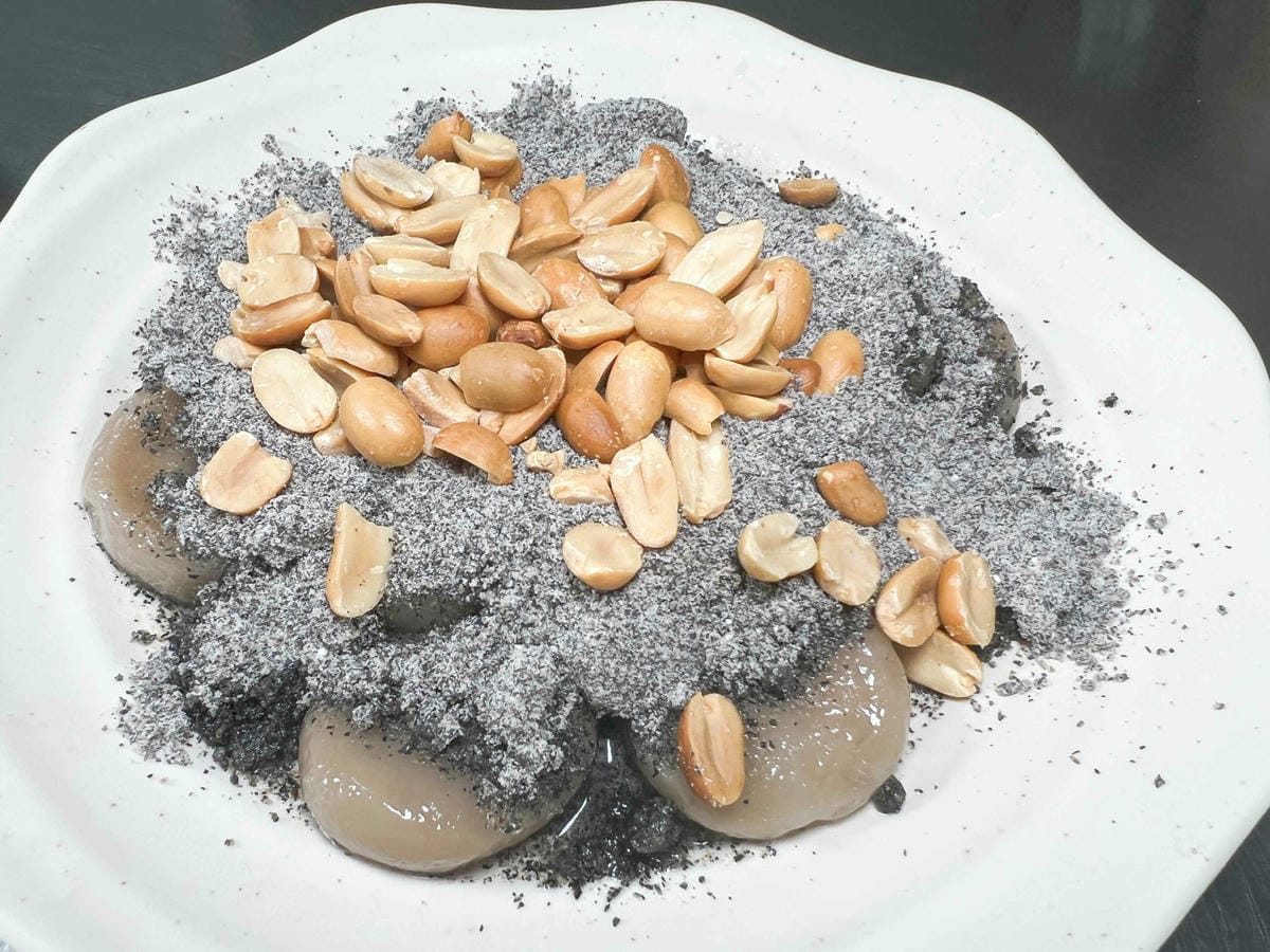 苗栗景點推薦獅潭仙草、後角烘培手作、幸福鐘樓、鐘樓古道、有機書店、獅生活減塑概念館、新店仙草、蜂蜜屋、獅潭教會、楓樹伯公廟、豬皮伯公廟、神秘小徑 (116).jpg 苗栗景點推薦獅潭仙草、後角烘培手作、幸福鐘樓、鐘樓古道、有機書店、獅生活減塑概念館、新店仙草、蜂蜜屋、獅潭教會、楓樹伯公廟、豬皮伯公廟、神秘小徑 (116).jpg