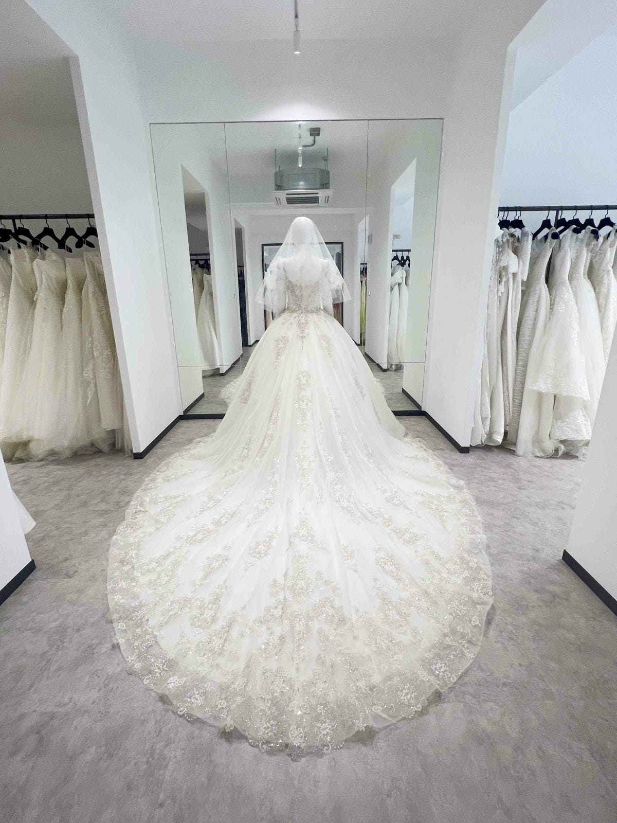 艾絲特手工婚紗 (14).jpg 艾絲特手工婚紗 (14).jpg