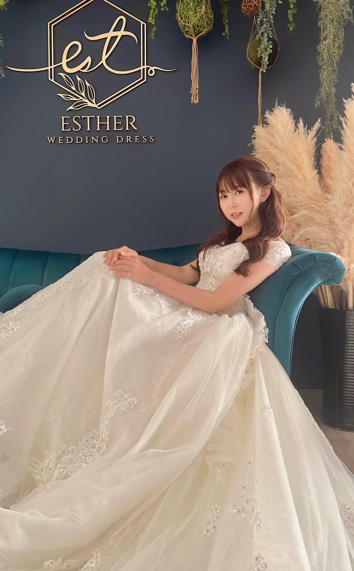 艾絲特手工婚紗 (35).jpg 艾絲特手工婚紗 (35).jpg