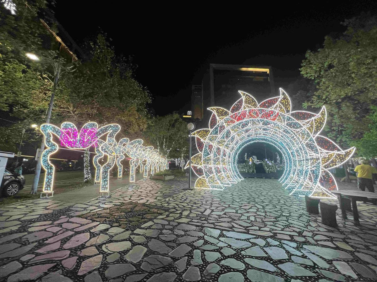 2023礁溪溫泉燈花季 (4).jpg 2023礁溪溫泉燈花季 (4).jpg