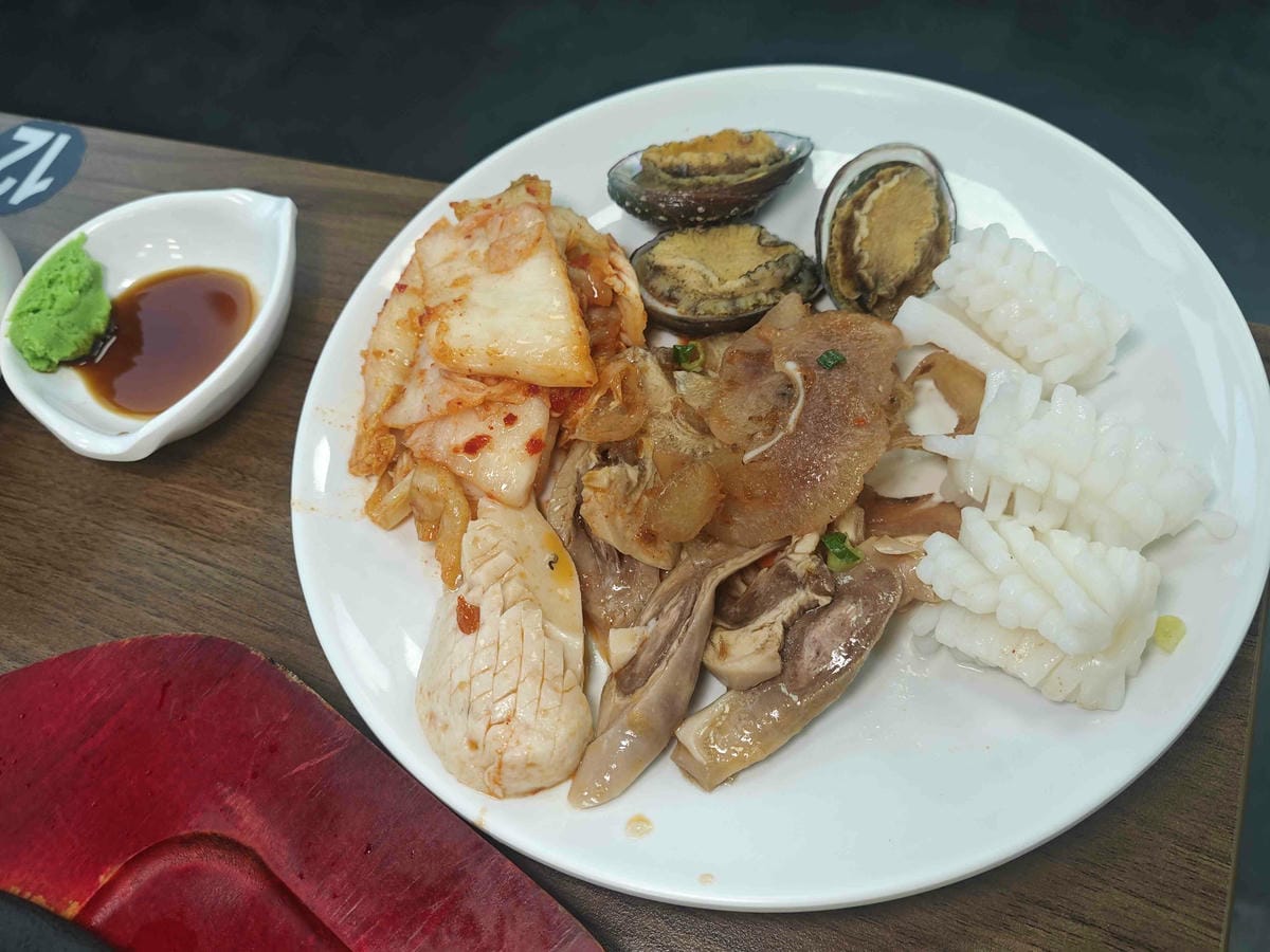 饗厚牛排 (2).jpg 饗厚牛排 (2).jpg