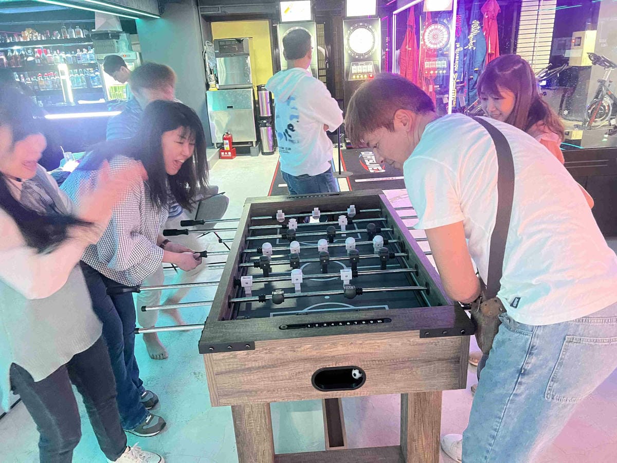 VIVAAPRTYROOM (37).jpg VIVAAPRTYROOM (37).jpg