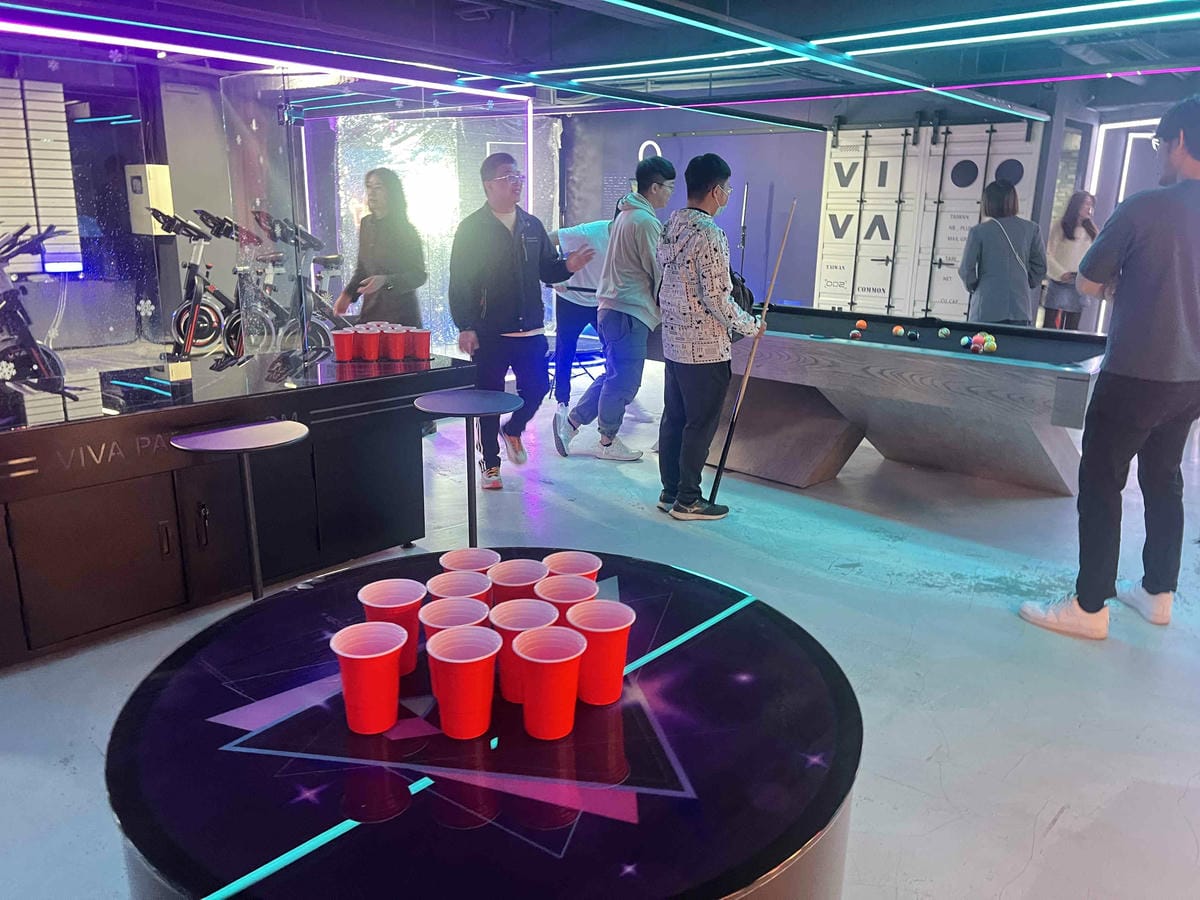 VIVAAPRTYROOM (39).jpg VIVAAPRTYROOM (39).jpg