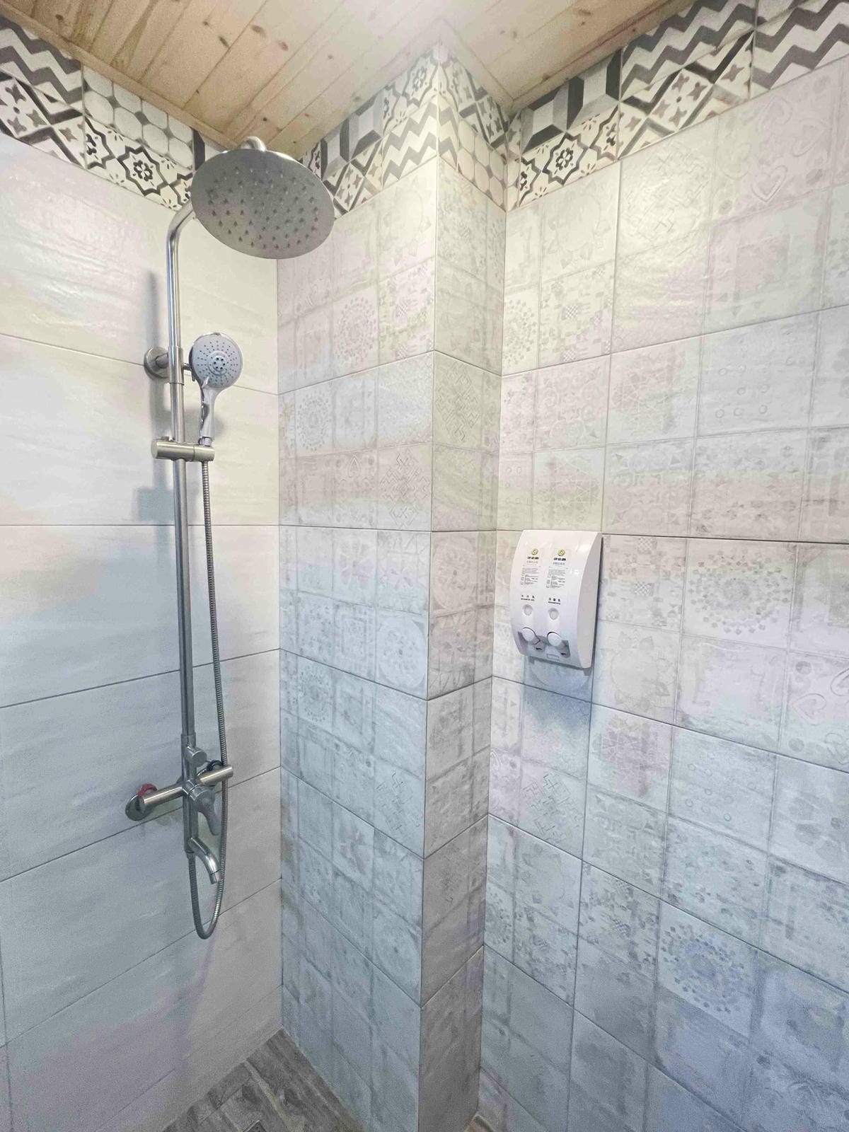 小古堡民宿 (30).jpg 小古堡民宿 (30).jpg