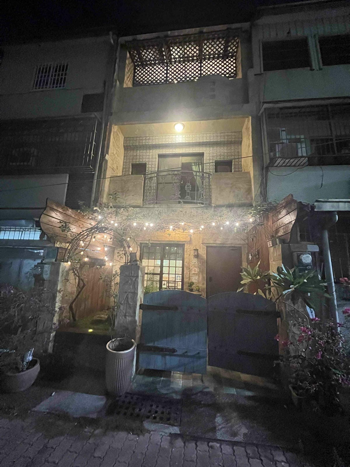 小古堡民宿 (1).jpg 小古堡民宿 (1).jpg