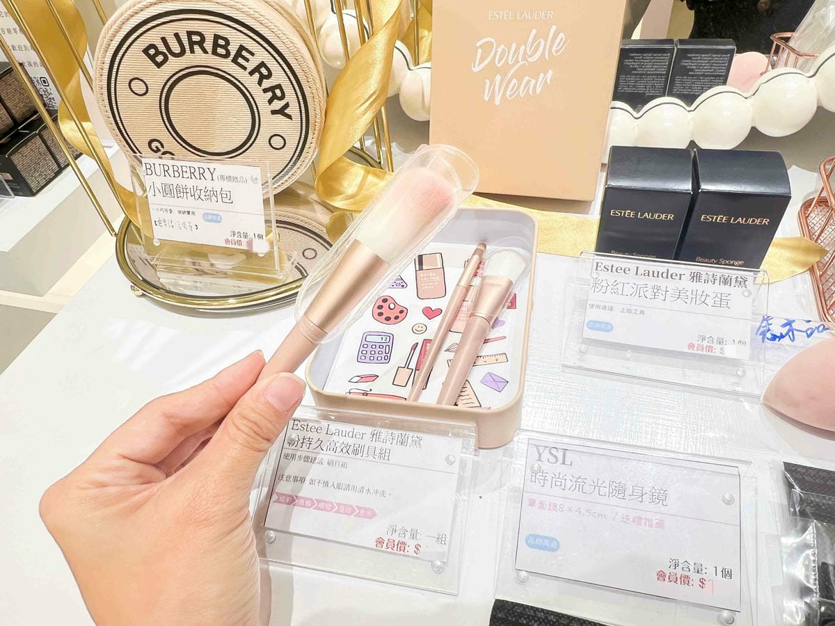 /tmp/phpGfL1xz /tmp/phpGfL1xz