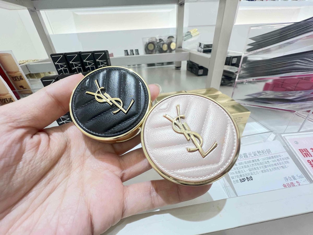 /tmp/phpA9GLpi /tmp/phpA9GLpi