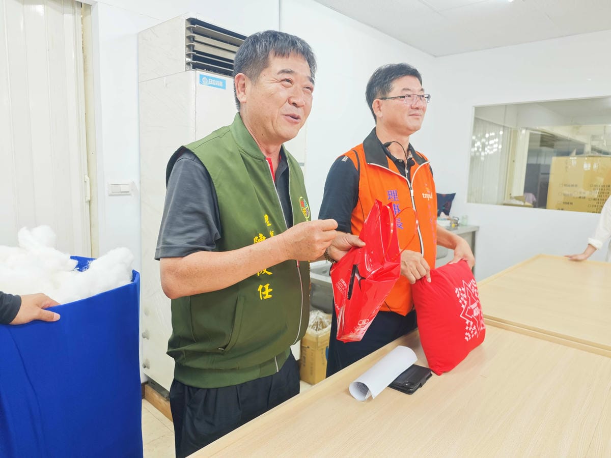 國王家族羽絨服飾觀光工廠 (6).jpg 國王家族羽絨服飾觀光工廠 (6).jpg