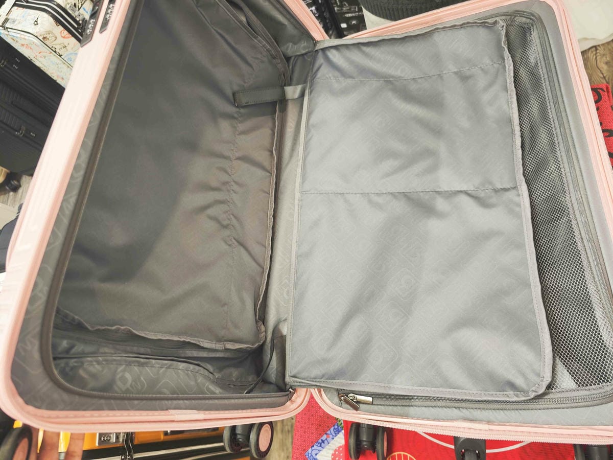 黑箱作業行李箱專賣 (75).jpg 黑箱作業行李箱專賣 (75).jpg