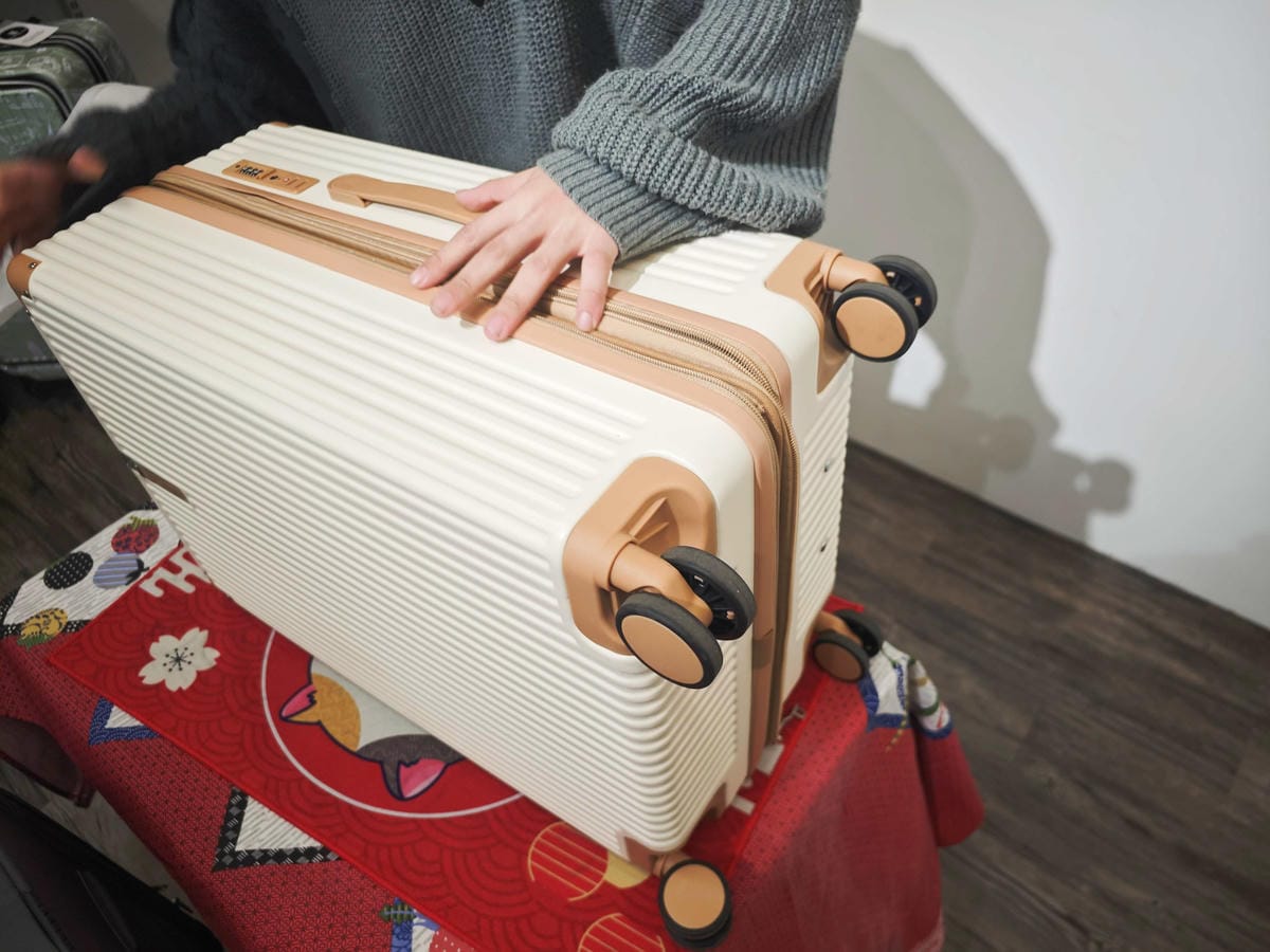 黑箱作業行李箱專賣 (37).jpg 黑箱作業行李箱專賣 (37).jpg